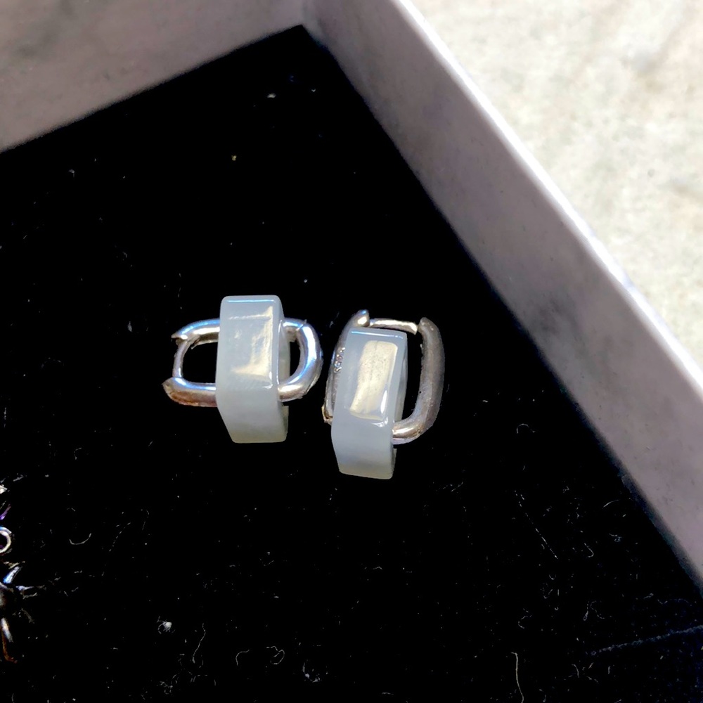 Earings